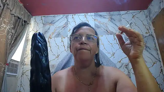 Snapshot of alina_maturehot chatting on 06/19/26, 08:25 alina maturehot online show from 06/19/26, 08:25