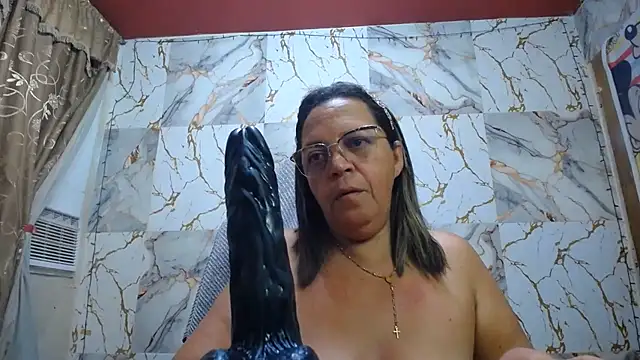 Snapshot of alina_maturehot chatting on 06/08/26, 07:53 alina maturehot online show from 06/08/26, 07:53