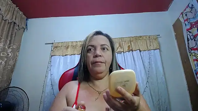 Snapshot of alina_maturehot chatting on 09/29/25, 07:26 alina maturehot online show from 09/29/25, 07:26