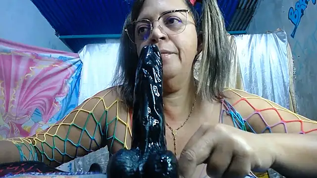 Snapshot of alina_maturehot chatting on 07/13/26, 08:35 alina maturehot online show from 07/13/26, 08:35