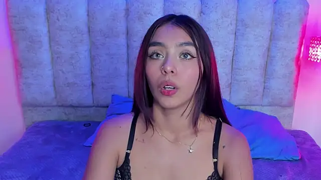 lanna brunette online show from 11/29/25, 05:24