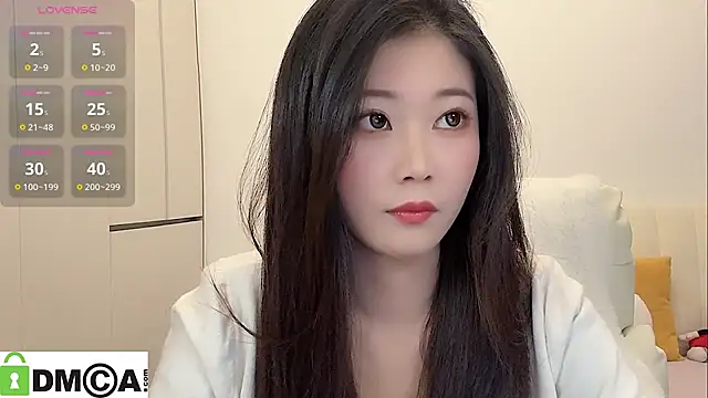 Snapshot of yunyun121 chatting on 12/16/25, 03:05 yunyun121 online show from 12/16/25, 03:05