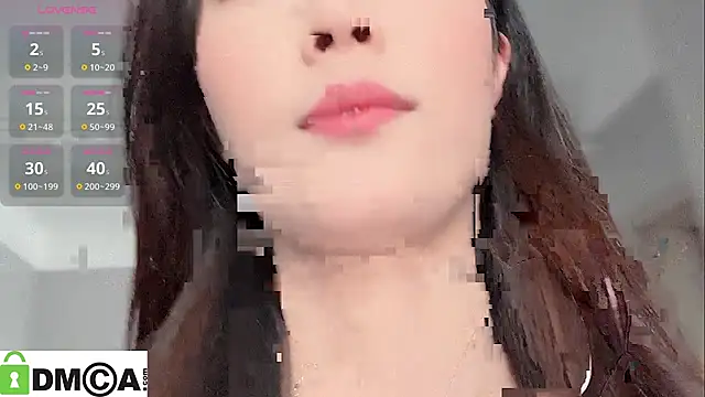 Snapshot of yunyun121 chatting on 11/30/25, 07:42 yunyun121 online show from 11/30/25, 07:42