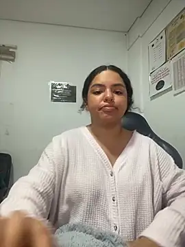 Anitta bell online show from 03/03/25, 03:43