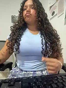 Anitta bell online show from 02/17/25, 02:06