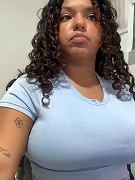 Anitta bell online show from 02/18/25, 12:48