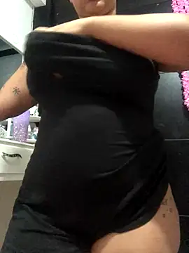 Anitta bell online show from 11/02/25, 10:04