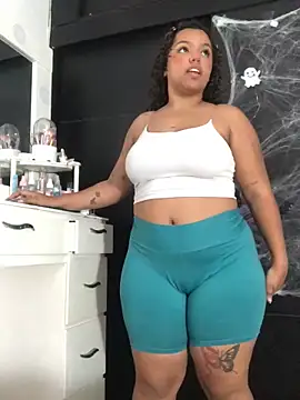 Anitta bell online show from 10/09/25, 01:06