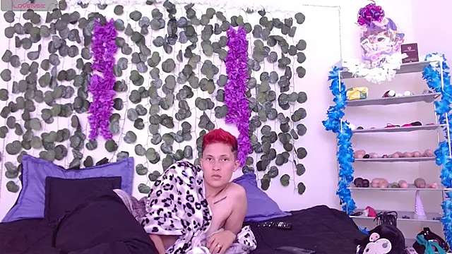 duo peludoo online show from 02/17/25, 09:10