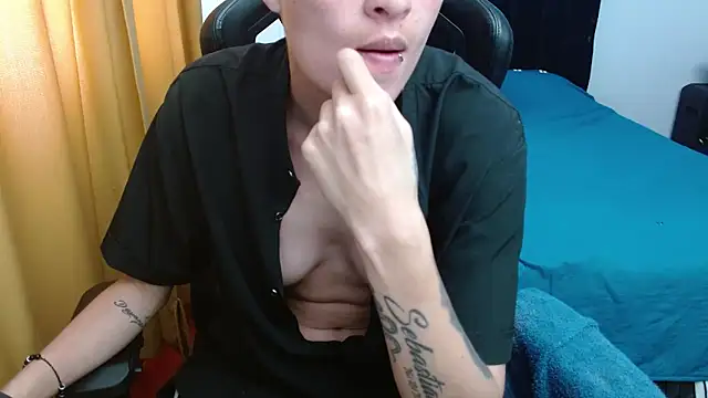 Snapshot of duo_peludoo chatting on 02/11/26, 04:18 duo peludoo online show from 02/11/26, 04:18