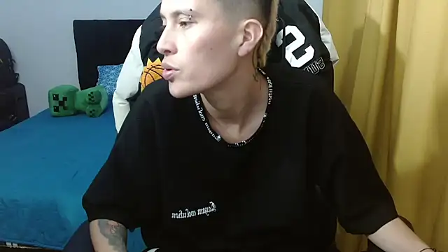 duo peludoo online show from 05/18/26, 03:17