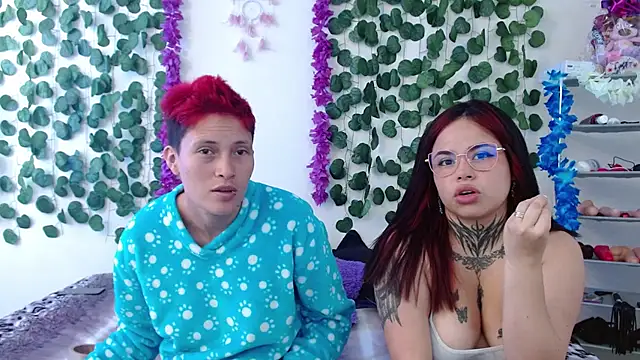 duo peludoo online show from 03/05/25, 04:13