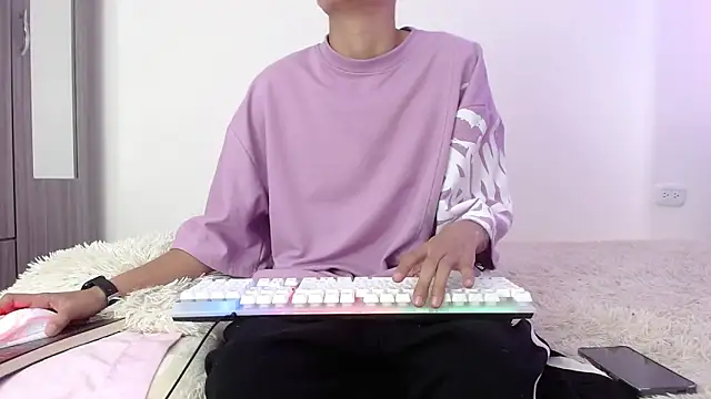 Snapshot of duo_peludoo chatting on 10/28/25, 06:07 duo peludoo online show from 10/28/25, 06:07