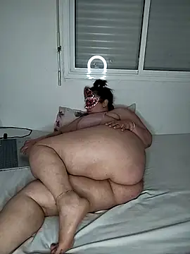 salma11125 online show from 03/10/25, 10:45