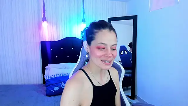 nicky angel1 online show from 12/18/25, 06:45