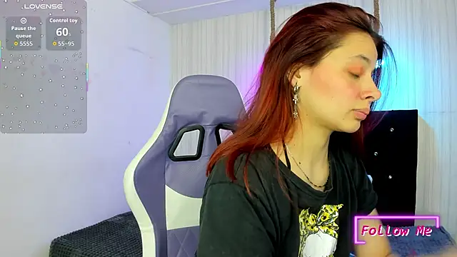 nicky angel1 online show from 12/15/25, 07:09