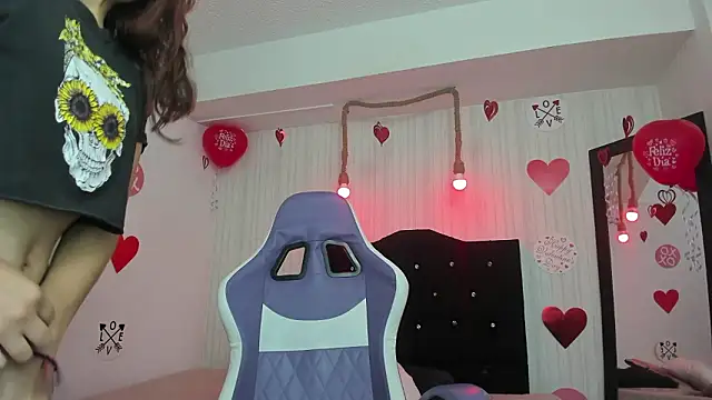 nicky angel1 online show from 02/18/26, 07:32