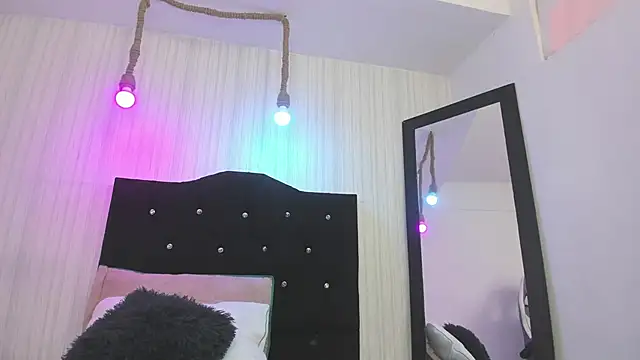 nicky angel1 online show from 02/11/26, 07:14