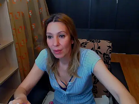 hannaha online show from 04/03/26, 06:58