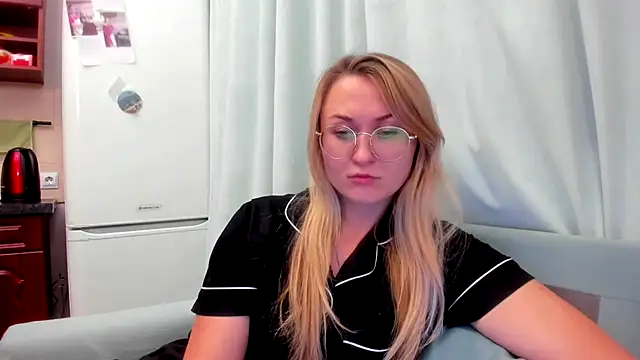 Snapshot of your_Goddess_Eva chatting on 10/10/25, 08:20 your Goddess Eva online show from 10/10/25, 08:20