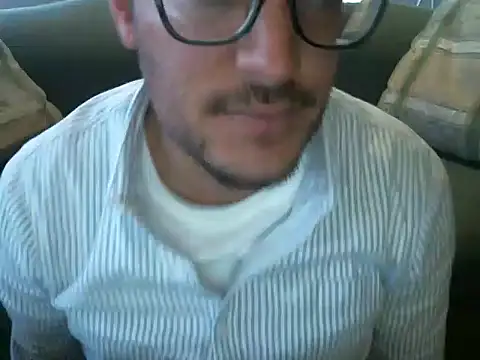 quitomanec online show from 11/24/25, 10:54