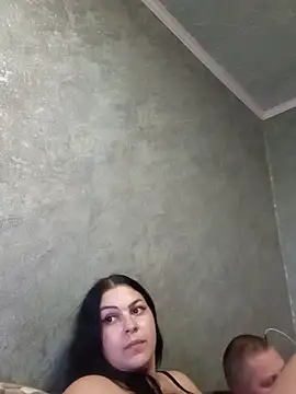 Greta Tamar online show from 11/04/25, 07:06