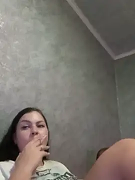 Greta Tamar online show from 12/04/25, 07:02