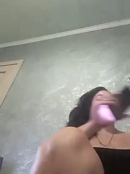 Greta Tamar online show from 10/10/25, 06:03