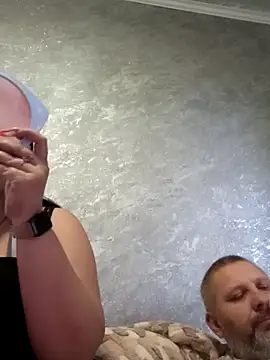 Greta Tamar online show from 10/24/25, 05:39