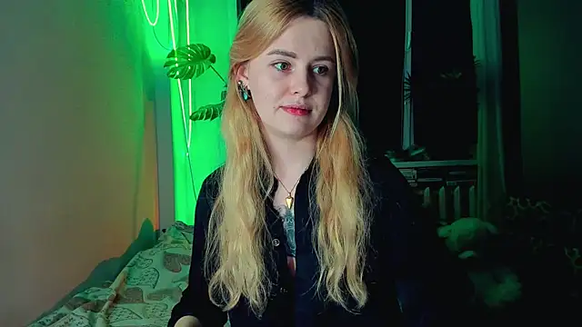 Snapshot of Alexa_Pirs chatting on 03/14/25, 10:38 Alexa Pirs online show from 03/14/25, 10:38