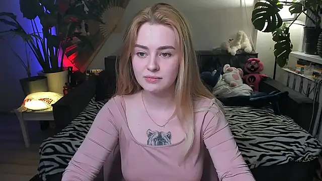 Alexa Pirs online show from 03/17/26, 04:21