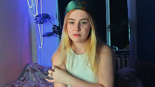 Snapshot of Alexa_Pirs chatting on 03/20/25, 09:04 Alexa Pirs online show from 03/20/25, 09:04