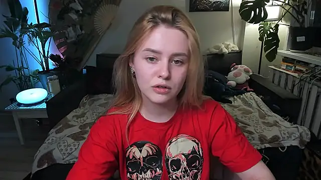 Alexa Pirs online show from 02/05/26, 03:19