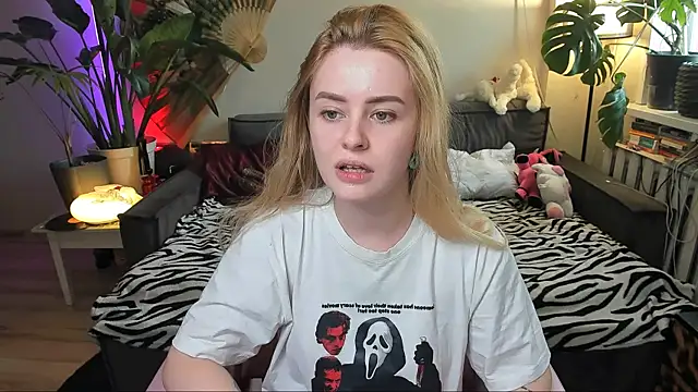 Alexa Pirs online show from 03/24/26, 12:05