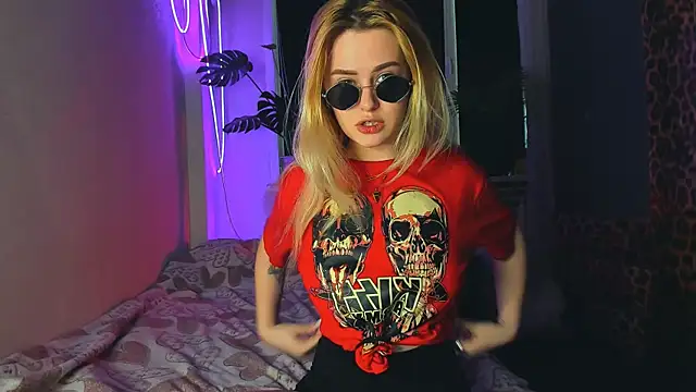 Snapshot of Alexa_Pirs chatting on 03/22/25, 02:36 Alexa Pirs online show from 03/22/25, 02:36