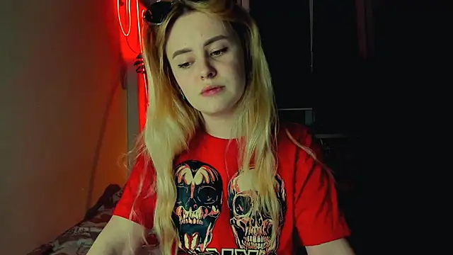 Snapshot of Alexa_Pirs chatting on 03/13/25, 11:38 Alexa Pirs online show from 03/13/25, 11:38