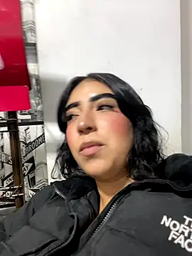 Snapshot of Scarlett-LS chatting on 10/31/25, 01:57 Scarlett-LS online show from 10/31/25, 01:57