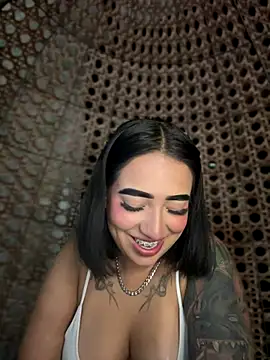 Scarlett-LS online show from 10/02/25, 01:20