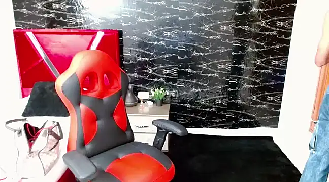 Kylie veryhot 1 online show from 03/06/25, 08:05