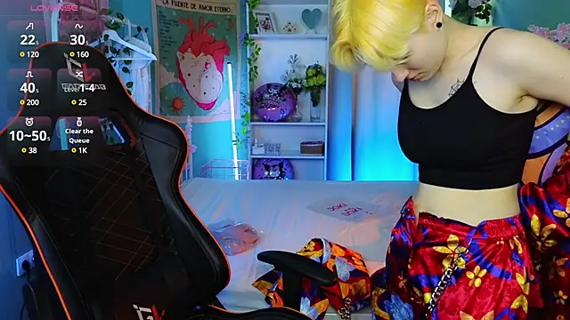 Akemi Sora  online show from 03/08/25, 10:22