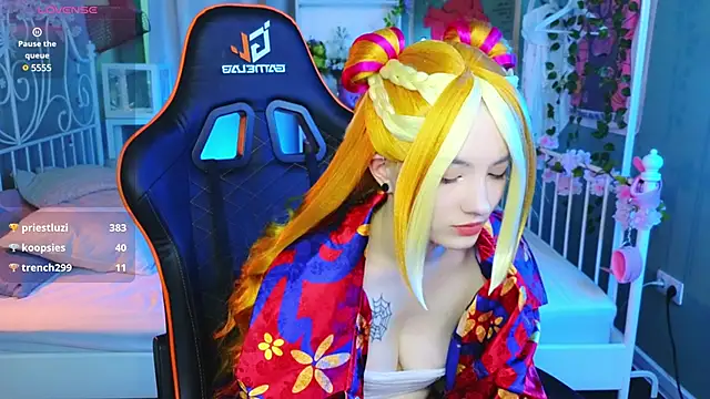 Akemi Sora  online show from 03/08/25, 01:25