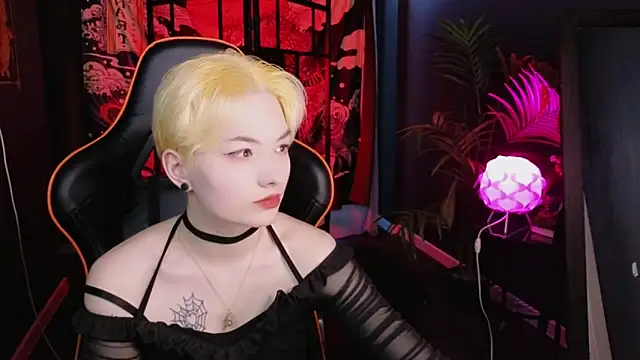 Akemi Sora  online show from 03/09/25, 05:22