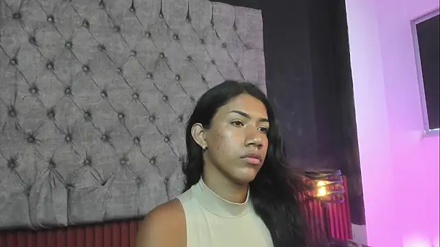 AntoniSantoss online show from 12/19/25, 07:49