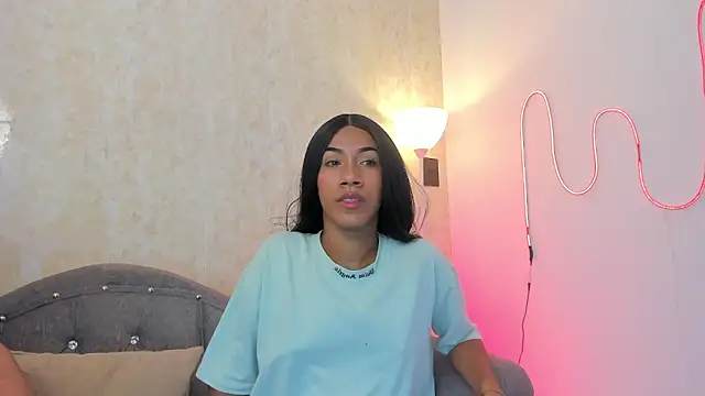 AntoniSantoss online show from 10/25/25, 07:36