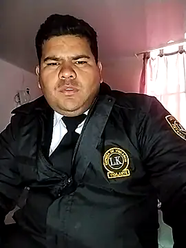 Snapshot of oscarshow24 chatting on 03/10/25, 11:45 oscarshow24 online show from 03/10/25, 11:45