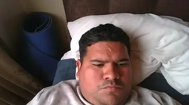 Snapshot of oscarshow24 chatting on 03/11/25, 08:09 oscarshow24 online show from 03/11/25, 08:09