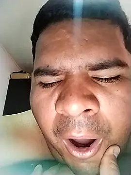 Snapshot of oscarshow24 chatting on 02/22/25, 01:57 oscarshow24 online show from 02/22/25, 01:57