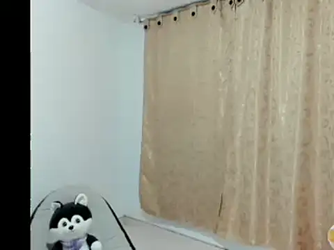 Snapshot of Hanna_latinaa chatting on 03/17/25, 12:32 Hanna latinaa online show from 03/17/25, 12:32