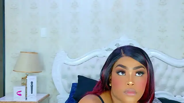 TianahGlow online show from 12/22/25, 08:53