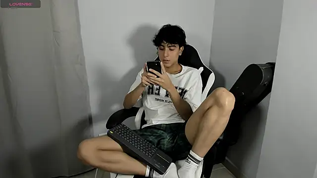 salvatore montt online show from 02/16/25, 12:30